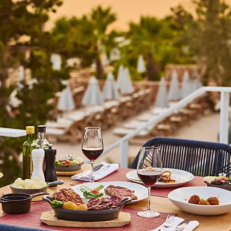 호텔 The Signature Level At Trs Ibiza (adults Only) 5*